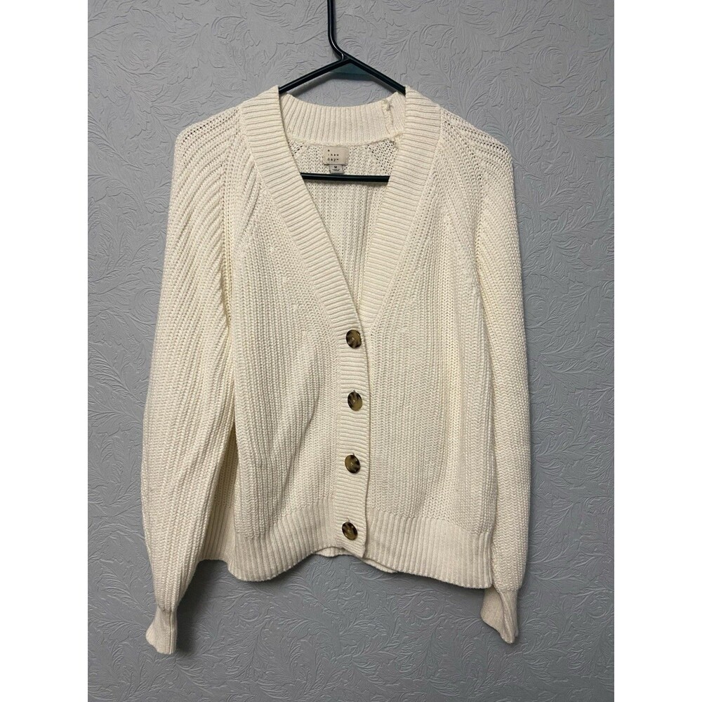 A New Day Size Medium Boxy Cardigan L9